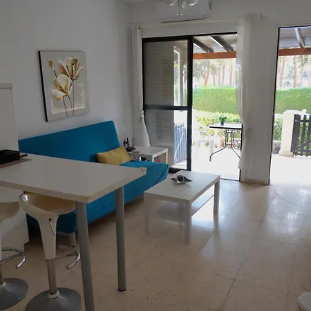 Ibiscus Gardens Near Beach, Bars & Amenities * Pafos