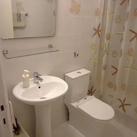 Ibiscus Gardens Near Beach, Bars & Amenities Apartman *