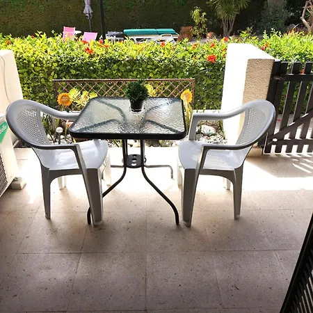 Апартаменты Ibiscus Gardens Near Beach, Bars & Amenities Пафос
